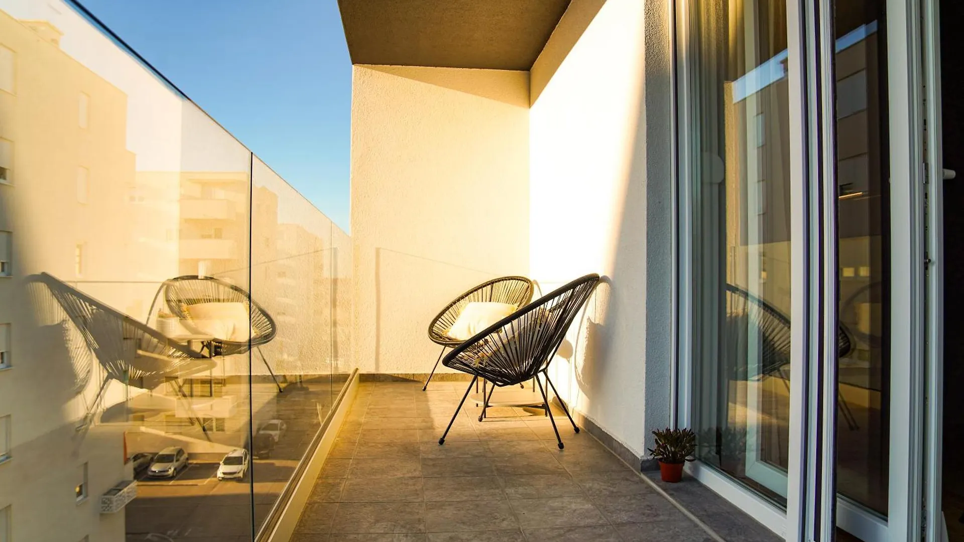 Apartment Stefani Zadar - Balcony & Free Private Garage Parking Kroatië