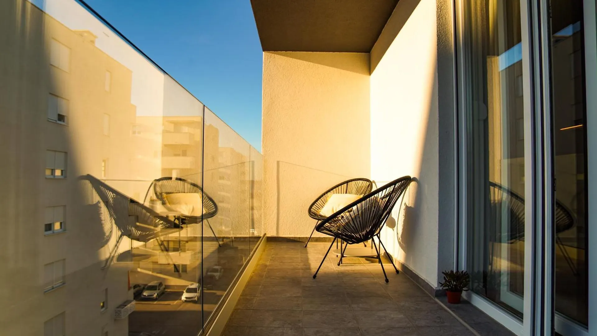 Apartment Stefani Zadar - Balcony & Free Private Garage Parking
